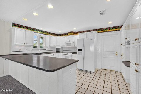 Villa ou maison à vendre à Ormond Beach, Floride: 3 chambres, 214.33 m2 № 2291402 - photo 11