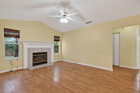 House in Gainesville, Florida 3 bedrooms, 167.41 sq.m. № 2204480 - photo 24