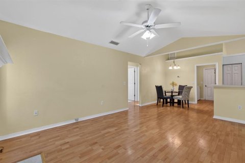 House in Gainesville, Florida 3 bedrooms, 167.41 sq.m. № 2204480 - photo 25