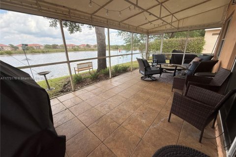 Villa ou maison à vendre à Pembroke Pines, Floride: 3 chambres, 130.25 m2 № 1607495 - photo 6