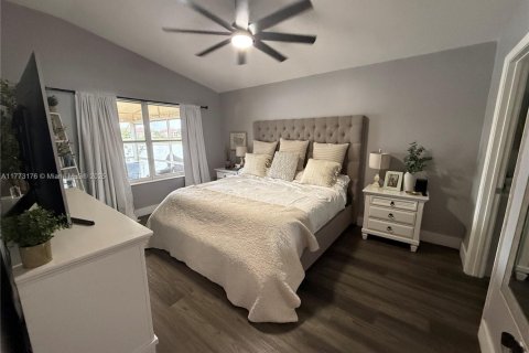 Villa ou maison à vendre à Pembroke Pines, Floride: 3 chambres, 130.25 m2 № 1607495 - photo 17