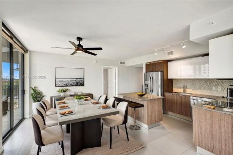 Copropriété à vendre à Doral, Floride: 2 chambres, 101.91 m2 № 2048150 - photo 3