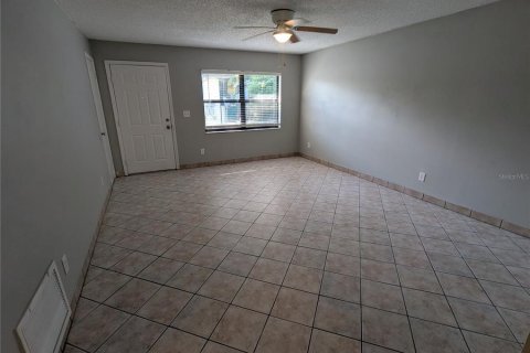Appartement à louer à Eustis, Floride: 2 chambres, 78.13 m2 № 2167173 - photo 6