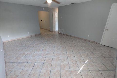 Appartement à louer à Eustis, Floride: 2 chambres, 78.13 m2 № 2167173 - photo 9