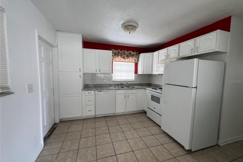 Casa en alquiler en Tampa, Florida, 1 dormitorio, 77.48 m2 № 1899474 - foto 3