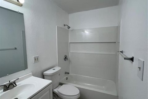 Casa en alquiler en Tampa, Florida, 1 dormitorio, 77.48 m2 № 1899474 - foto 5