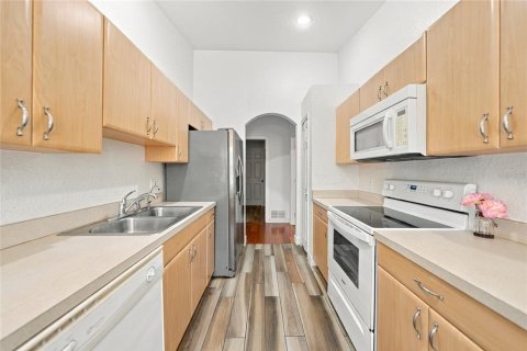 Купить виллу или дом в Норт-Порт, Флорида 9 комнат, 137.96м2, № 2433085 - фото 14