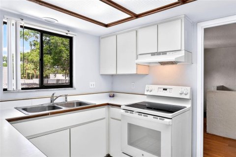 Condominio en venta en Mulberry, Florida, 2 dormitorios, 119.38 m2 № 2213216 - foto 18