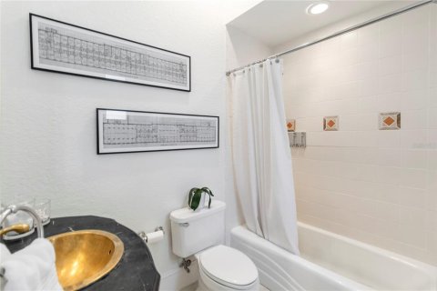 Casa en venta en Apopka, Florida, 5 dormitorios, 321.81 m2 № 1825439 - foto 23