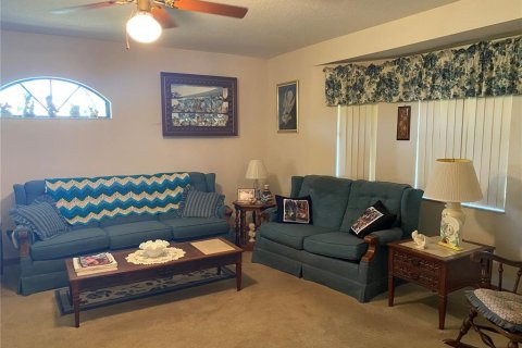 Casa en venta en Leesburg, Florida, 3 dormitorios, 157.38 m2 № 1718952 - foto 8