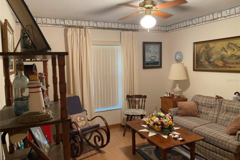 Casa en venta en Leesburg, Florida, 3 dormitorios, 157.38 m2 № 1718952 - foto 16