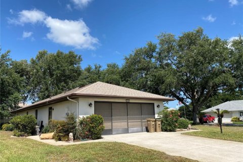 Casa en venta en Leesburg, Florida, 3 dormitorios, 157.38 m2 № 1718952 - foto 2