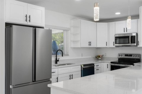 House in Oldsmar, Florida 3 bedrooms, 108.51 sq.m. № 1791969 - photo 21