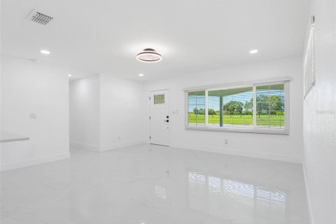 House in Oldsmar, Florida 3 bedrooms, 108.51 sq.m. № 1791969 - photo 10