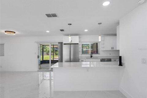 House in Oldsmar, Florida 3 bedrooms, 108.51 sq.m. № 1791969 - photo 17