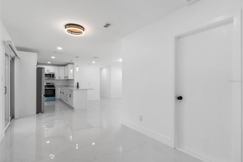 House in Oldsmar, Florida 3 bedrooms, 108.51 sq.m. № 1791969 - photo 24