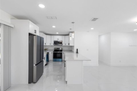 House in Oldsmar, Florida 3 bedrooms, 108.51 sq.m. № 1791969 - photo 22