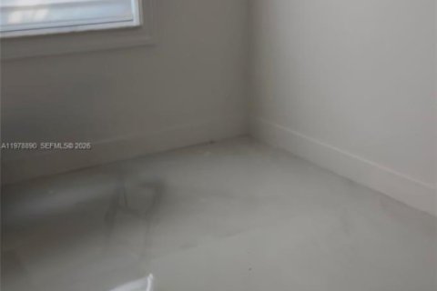 Villa ou maison à louer à Miami, Floride: 1 chambre, 206.8 m2 № 2045999 - photo 6