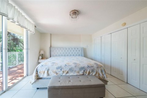 Купить кондоминиум в Майами, Флорида 2 спальни, 95.69м2, № 2013935 - фото 18