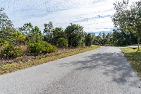 Terreno en venta en North Port, Florida № 1555218 - foto 6