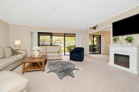 Condominio en venta en Palm Harbor, Florida, 3 dormitorios, 154.22 m2 № 1837480 - foto 2