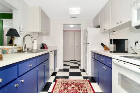 Condominio en venta en Palm Harbor, Florida, 3 dormitorios, 154.22 m2 № 1837480 - foto 11