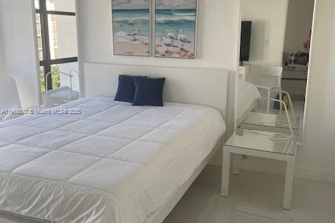 Condominio en venta en Sunny Isles Beach, Florida, 1 dormitorio, 59.46 m2 № 2034461 - foto 3