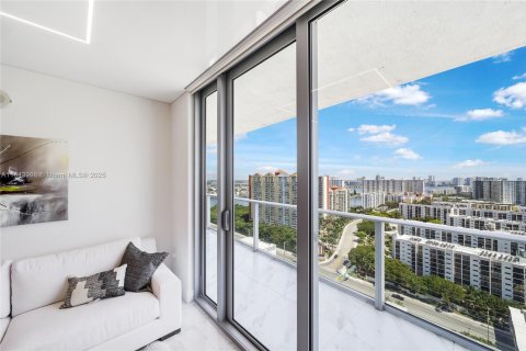 Copropriété à vendre à Sunny Isles Beach, Floride: 2 chambres, 141.58 m2 № 1839105 - photo 8