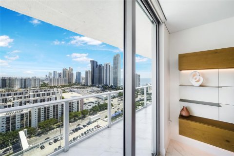 Copropriété à vendre à Sunny Isles Beach, Floride: 2 chambres, 141.58 m2 № 1839105 - photo 9