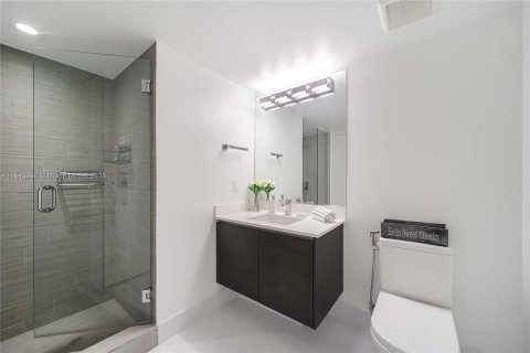 Copropriété à vendre à Sunny Isles Beach, Floride: 2 chambres, 141.58 m2 № 1839105 - photo 25