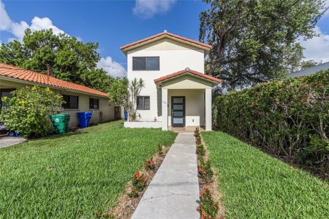 Villa ou maison à Miami, Floride 2 chambres, 107.4 m2 № 2088344