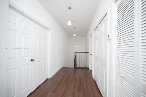 Купить виллу или дом в Майами, Флорида 4 спальни, 245.35м2, № 2005822 - фото 22