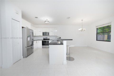 Купить виллу или дом в Майами, Флорида 4 спальни, 245.35м2, № 2005822 - фото 16