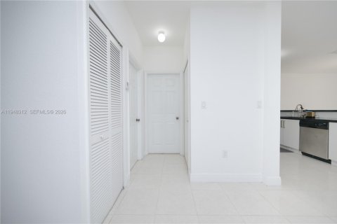 Купить виллу или дом в Майами, Флорида 4 спальни, 245.35м2, № 2005822 - фото 7