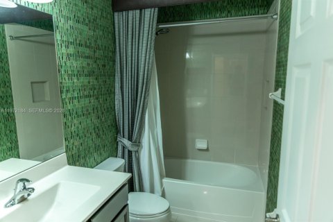 Touwnhouse à vendre à Coconut Creek, Floride: 3 chambres, 136.19 m2 № 2046293 - photo 29