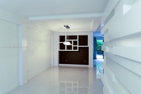 Touwnhouse à vendre à Coconut Creek, Floride: 3 chambres, 136.19 m2 № 2046293 - photo 6
