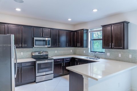 Touwnhouse à vendre à Coconut Creek, Floride: 3 chambres, 136.19 m2 № 2046293 - photo 11