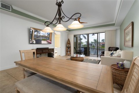Copropriété à vendre à Punta Gorda, Floride: 2 chambres, 140.56 m2 № 1722664 - photo 9