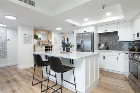Condominio en venta en Saint Petersburg, Florida, 1 dormitorio, 76.64 m2 № 2314699 - foto 7