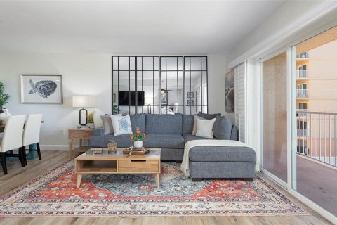 Condominio en venta en Saint Petersburg, Florida, 1 dormitorio, 76.64 m2 № 2314699 - foto 16