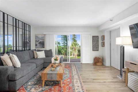 Condominio en venta en Saint Petersburg, Florida, 1 dormitorio, 76.64 m2 № 2314699 - foto 11