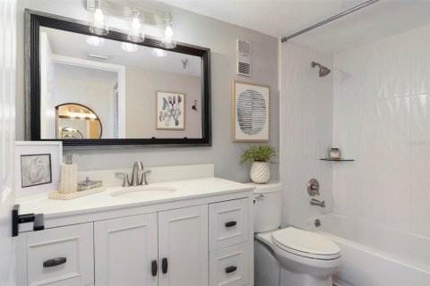 Condominio en venta en Saint Petersburg, Florida, 1 dormitorio, 76.64 m2 № 2314699 - foto 30