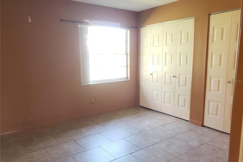 Condo in Sun City Center, Florida, 1 bedroom  № 1827783 - photo 12