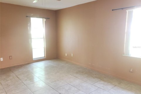 Condo in Sun City Center, Florida, 1 bedroom  № 1827783 - photo 14