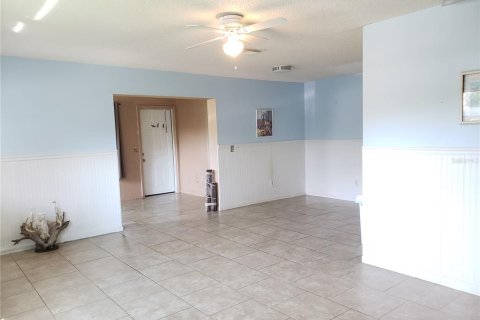 Condo in Sun City Center, Florida, 1 bedroom  № 1827783 - photo 7