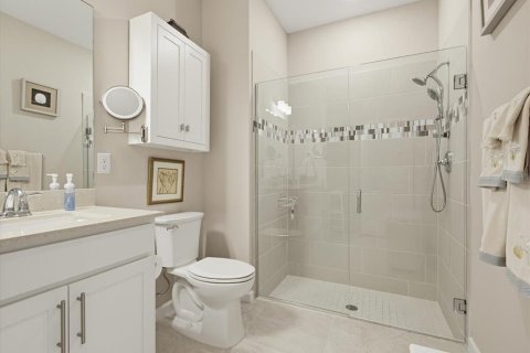 House in Englewood, Florida 3 bedrooms, 148.83 sq.m. № 2427417 - photo 17