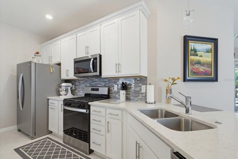 House in Englewood, Florida 3 bedrooms, 148.83 sq.m. № 2427417 - photo 5