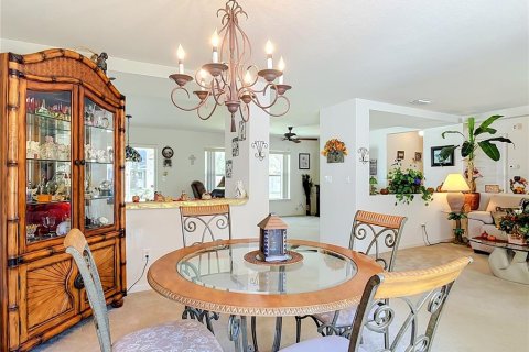 Villa ou maison à vendre à Palm Coast, Floride: 4 chambres, 167.78 m2 № 2433202 - photo 12