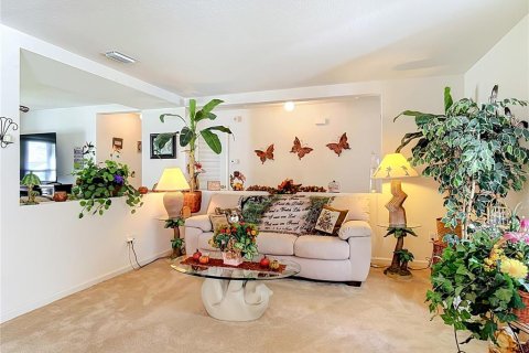 Villa ou maison à vendre à Palm Coast, Floride: 4 chambres, 167.78 m2 № 2433202 - photo 6
