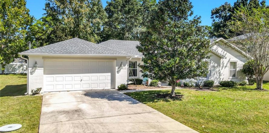Villa ou maison à Palm Coast, Floride 4 chambres, 167.78 m2 № 2433202